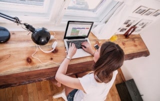 manage remote teams